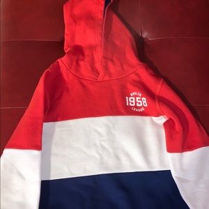 Boys Size 6 Sweater/Hoodie